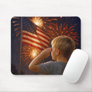 Young Boy Saluting the American Flagga Musmatta