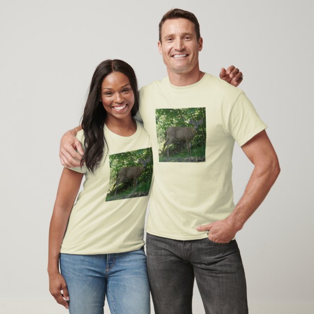 Young Buck 01 T-shirt (Unisex)