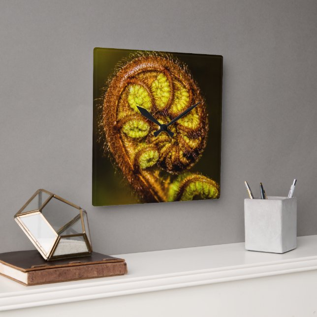 Young Fern Lövs Fyrkantig Klocka (Kontor)