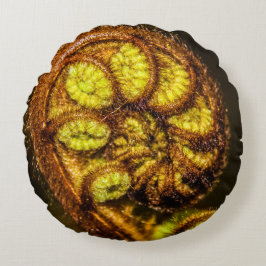 Young Fern Lövs Rund Kudde