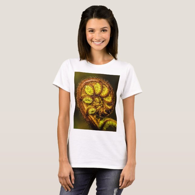 Young Fern Lövs T Shirt (Hel framsida)