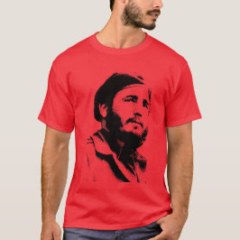 Young Fidel med en drömmande stil t-shirt