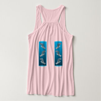 Young Grouper - Design gradient blue background | Linne Med Racerback