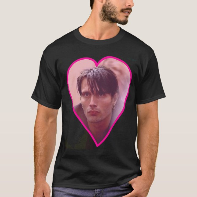 Young Mads Mikkelsen funny retro family family T Shirt (Framsida)
