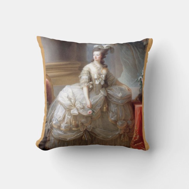 Young Marie Antoinette Pillow Cushion Kudde (Framsida)