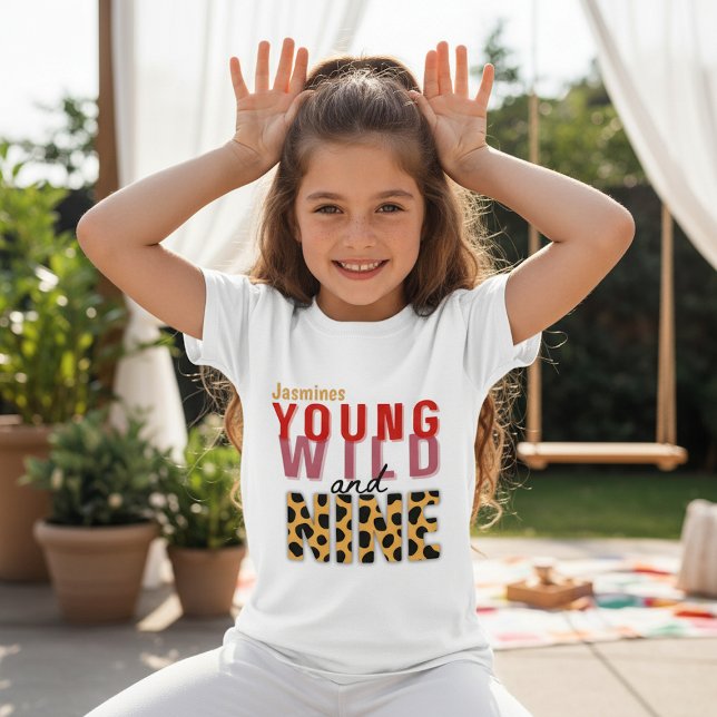 Young Wild and Nine Leopard Birthday T Shirt (Skapare uppladdad)