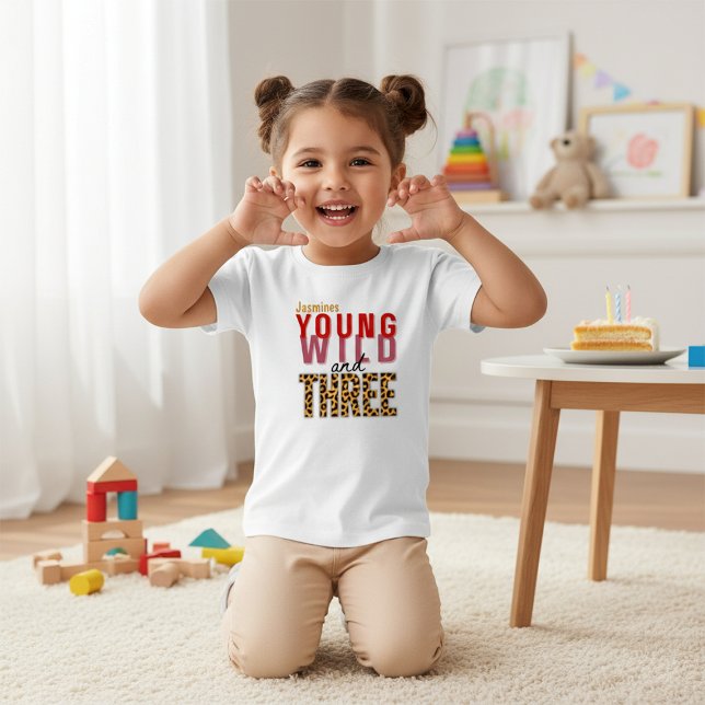 Young Wild and Three Tiger Tropical Birthday T Shirt (Skapare uppladdad)