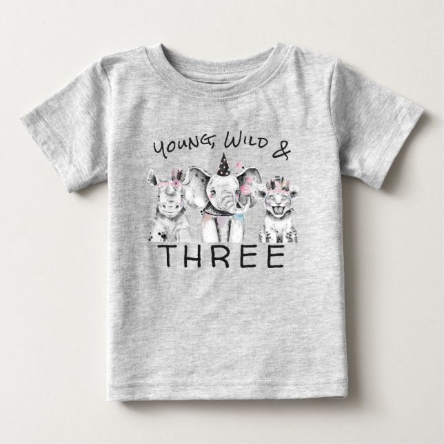 Young Wild & Three | 3-års födelsedags T-shirt (Framsida)