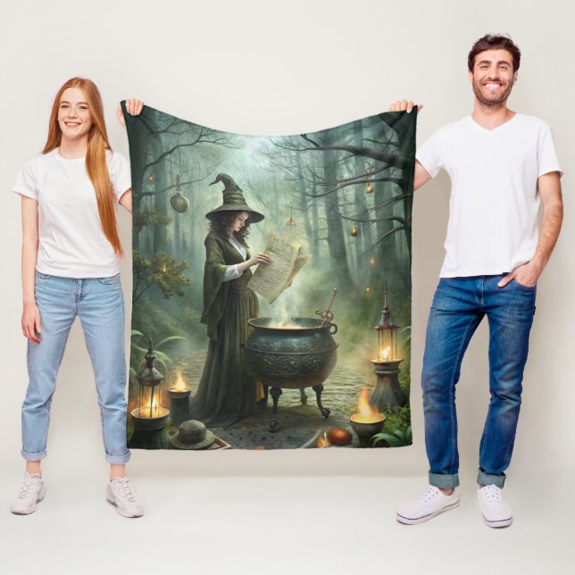 Young Witch i Mystical Forest Ritual Fleecefilt (På plats)