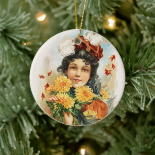 Young Woman med Gult Chrysanthemums Julgransprydnad Keramik