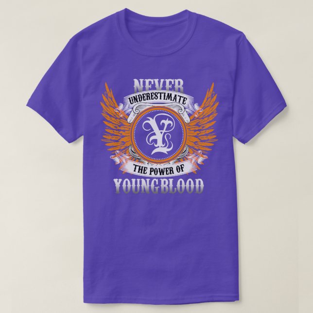 Youngblod Namn Shirt underskattar aldrig Powe T Shirt (Design framsida)