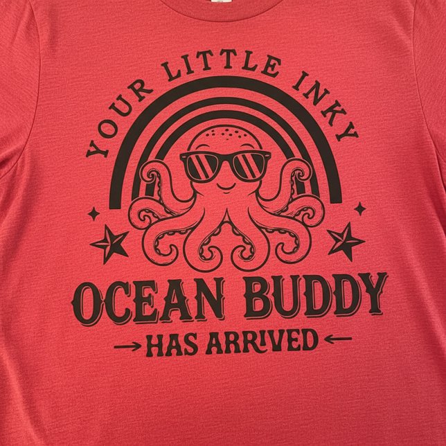 Your Little Inky Ocean Buddy Baby Octopus T-Shirt (Skapare uppladdad)