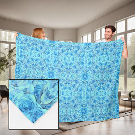 Yppig rosdesign i turkos fleecefilt