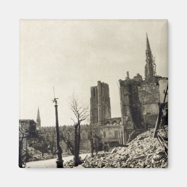 Ypres from Rue de Ville, juni 1915 Magnet (Framsidan)