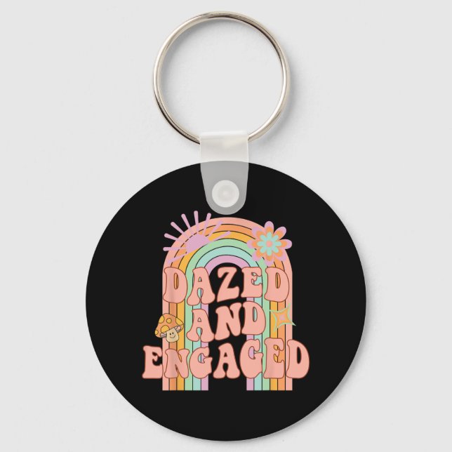 Yrkad och engagerad Groovy Rainbow Team Brud Sjung Nyckelring (Framsida)