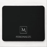 Yrkesmässig svartvit enkel känd Monogram Musmatta<br><div class="desc">En yrkesmässig svartvit mousepad med ett enkelt modernt kvadrerar monogramen och en mall för att personifiera med ett namn.</div>