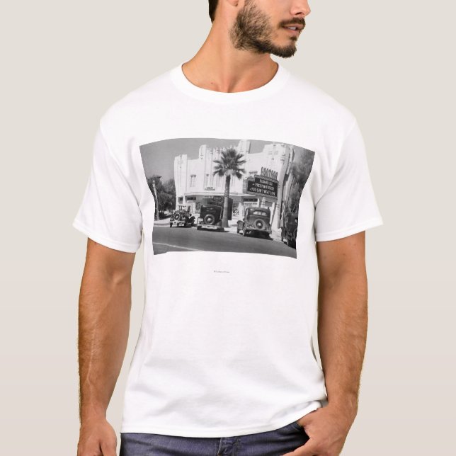 Yttre beskåda av den Fontana theatren T-shirt (Framsida)