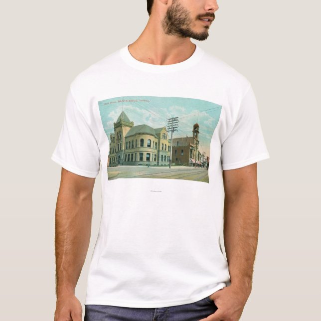 Yttre beskåda av domstolen HouseSanta Cruz, CA T-shirt (Framsida)