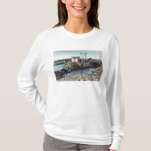 Yttre beskåda av en guld- DredgerOroville, CA T-shirt