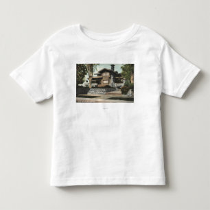 Yttre beskåda av en kalifornisk bungalow t shirt
