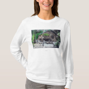 Yttre beskåda av en logga CabinCazadero, CA T Shirt