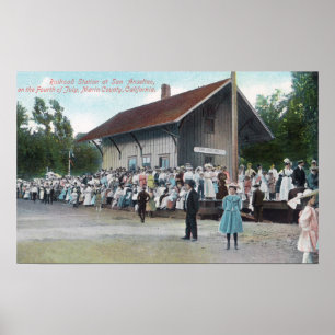 Yttre beskåda av järnvägstation på 4th av poster