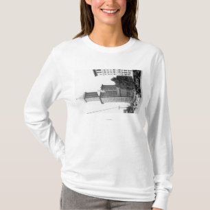 Yttre beskåda av smedtorn t-shirt