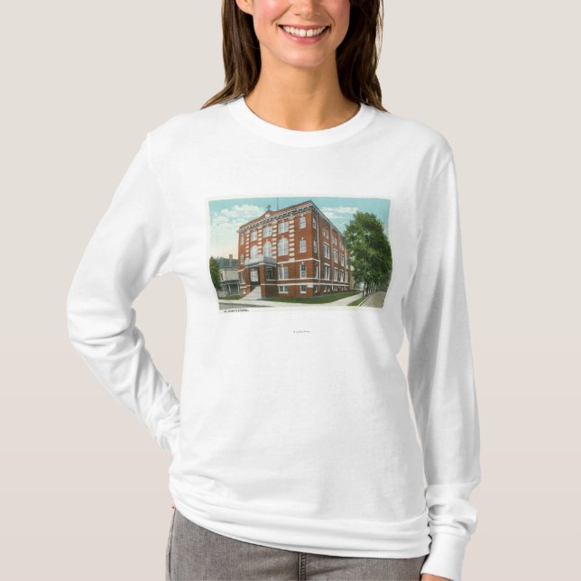 Yttre beskåda av St Joseph skolar Tee (Framsida)