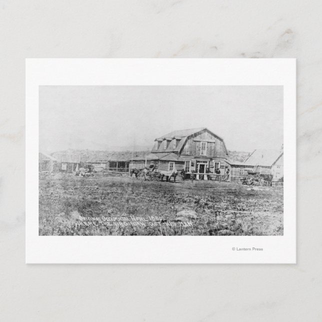 Yttre vy över det ursprungliga hotell med olycksri vykort (Framsida)