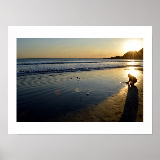 Yuigahama Beach: Kamakura, Japan Poster (Framsidan)