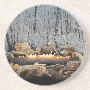 Yule Log in a Snowy Forest Underlägg