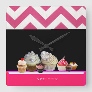 YUMMY COLORFUL MUFFINSS DESERT SHOP Rosa Chevron Fyrkantig Klocka