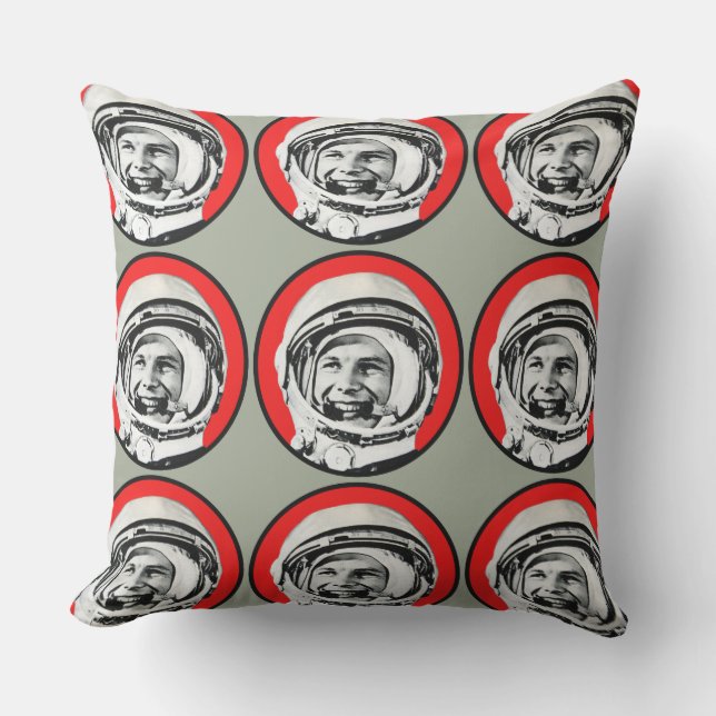 Yuri Gagarin - sovjetisk hjälte & kosmonaut Kudde (Framsida)