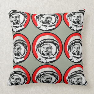 Yuri Gagarin - sovjetisk hjälte & kosmonaut Kudde