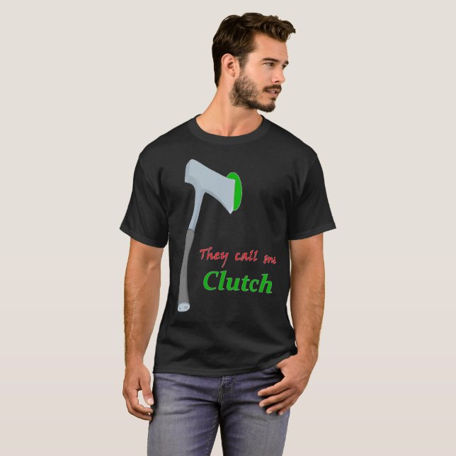 Yxa som kastar skjortan t shirt (Hel framsida)