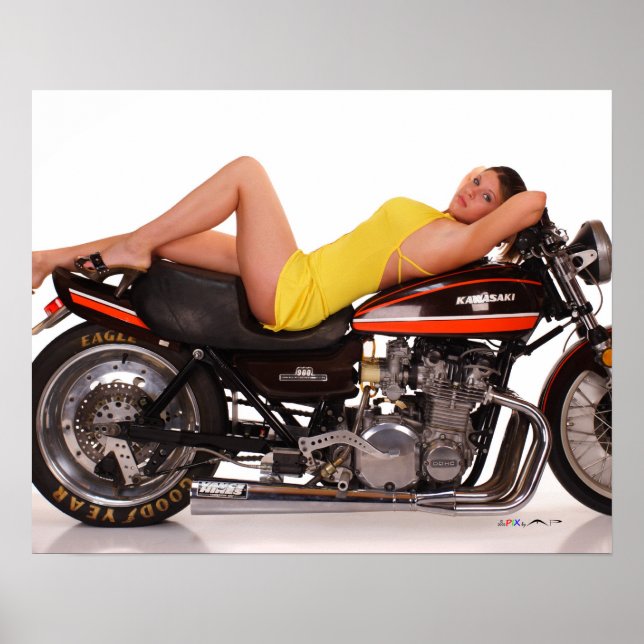 Z1 & Model Cassie Poster (Framsidan)