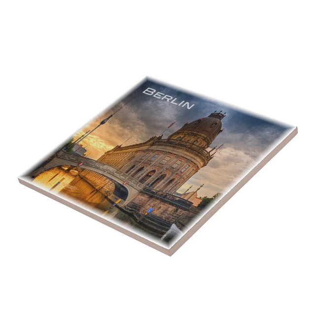 zDE051 BERLIN MUSEUMSINSEL Tysklant, Kakelplatta (Sidan)