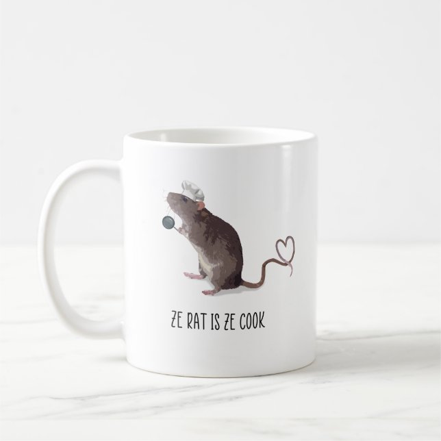Ze Råtta är Ze Cook - Ratatouille Inspired Kaffemugg (Vänster)