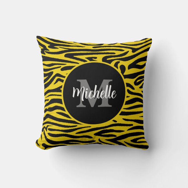 Zebra Animal Skin Modern Monogram Script Namn Kudde (Framsida)