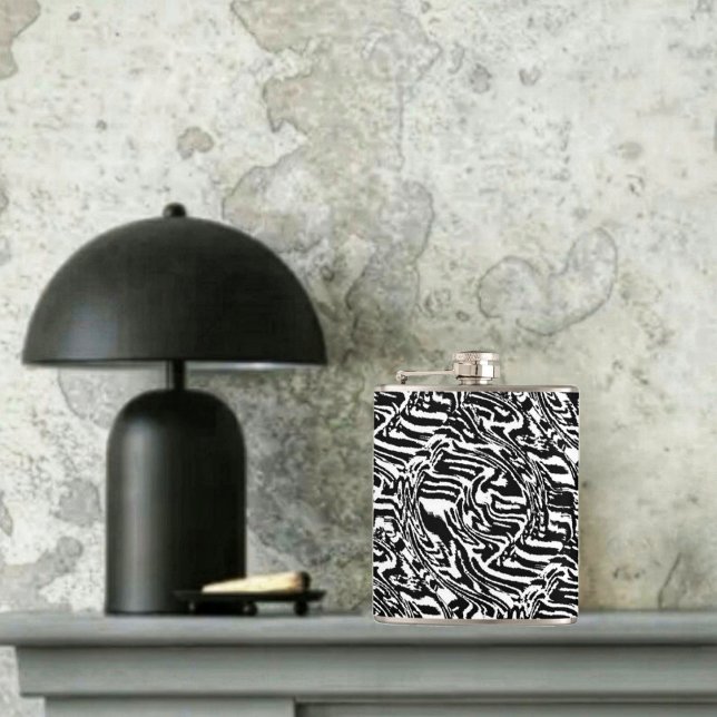 Zebra Black Fickplunta (The patterns in this Zebra Black Flask design, resembles the mudcloth patterns of African cloth!)