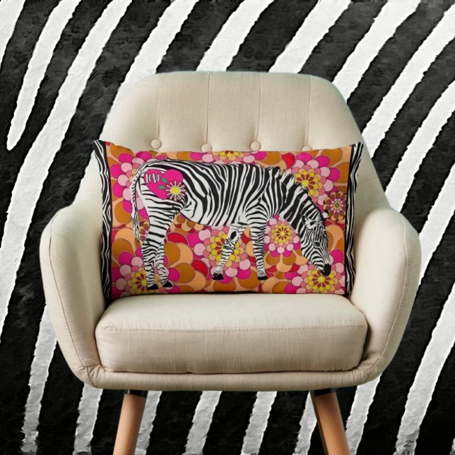 Zebra med Vintage Mod Flowers Pillow Lumbarkudde (Skapare uppladdad)