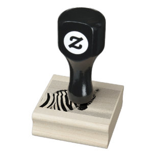 Zebra tittar dig stämpel