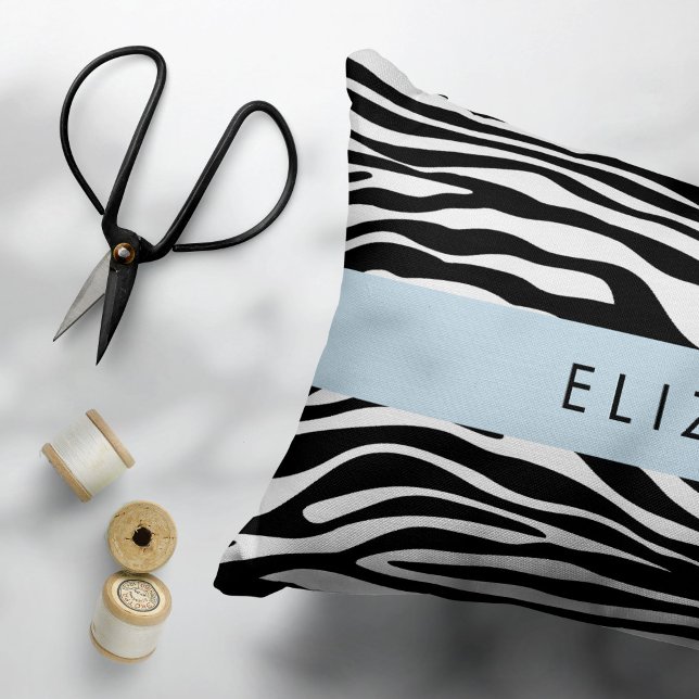 Zebra tryck, Rand, svart och vitt, ditt namn Prydnadskudde (Skapare uppladdad)