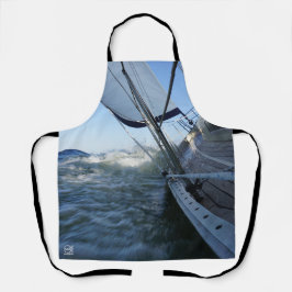 Zeilboot met lege horizon voor avontuur.