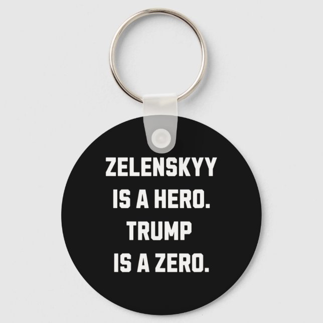 Zelenskyy Is A Hero.  Nyckelring (Framsida)