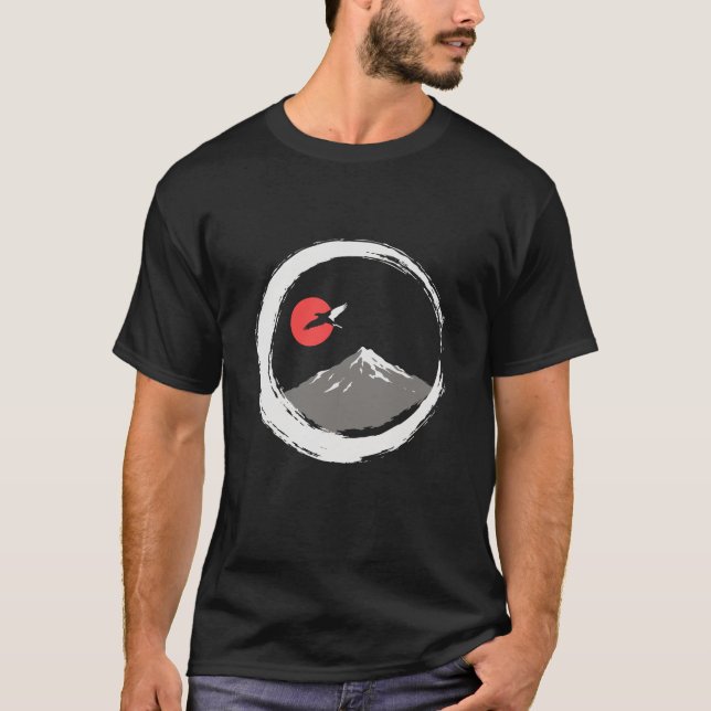 Zen Enso Moon Mountain Japanese Tee (Framsida)