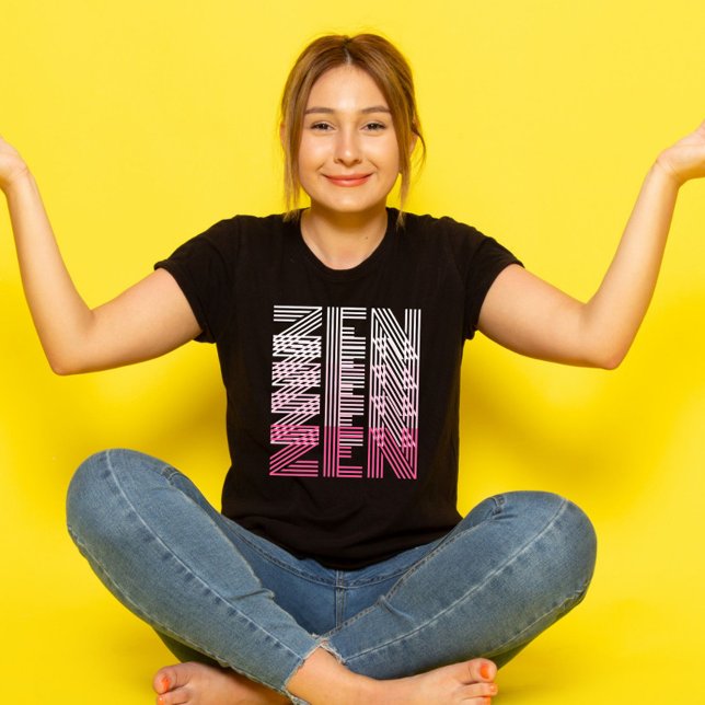 ZEN Rosa monokrome Retro 70s Typography Yoga T Shirt (Skapare uppladdad)
