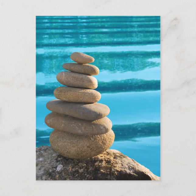 Zen stone tower with blue water postcard vykort (Framsida)