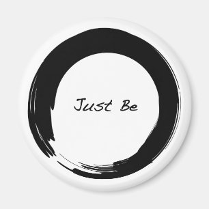 Zen-symbol med "Just Be" Magnet