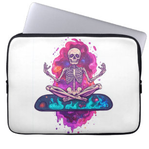 Zen till benet � Roligt rymdyoga skelett Laptop Fodral